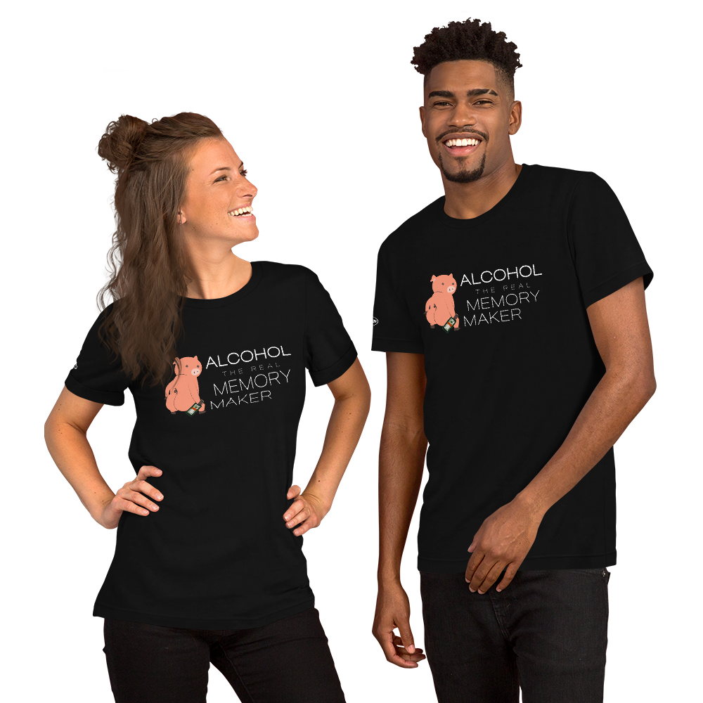 ALCOHOL - the Real Memory Maker Twerking Pig Jagermeister - Funny T-Shirt
